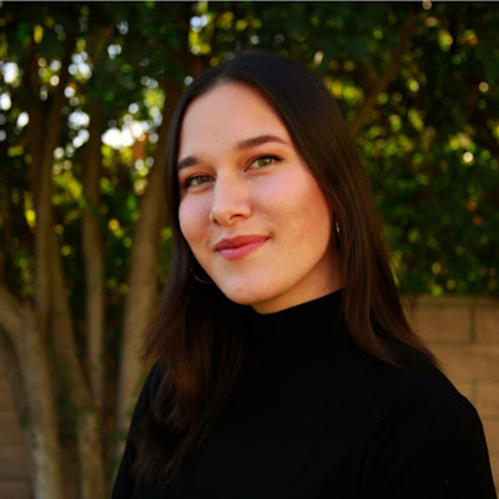 Meet your Posher, Liz